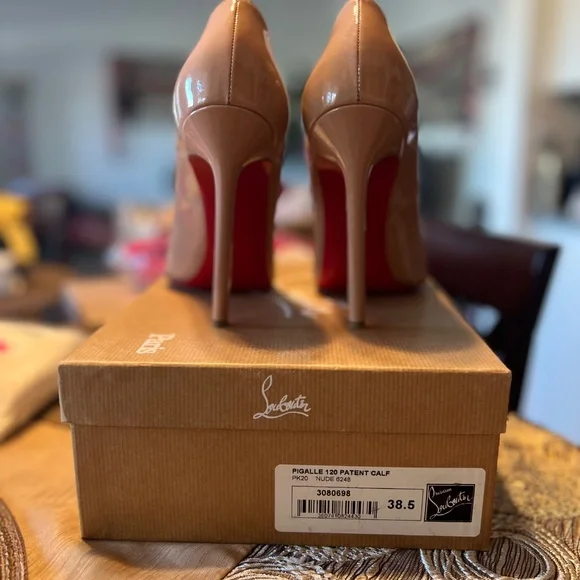 LOWEST PRICED Christian Louboutin Pigalle 120 Patent calf 38.5 EUR ON POSHMART - Picture 2 of 5
